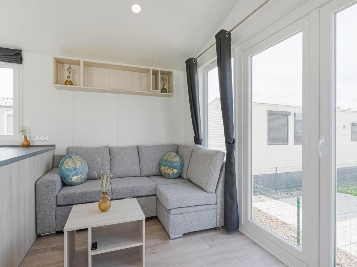 Le Boucanier - Omheinde Stacaravan Aan Zee Middelkerke Exterior photo